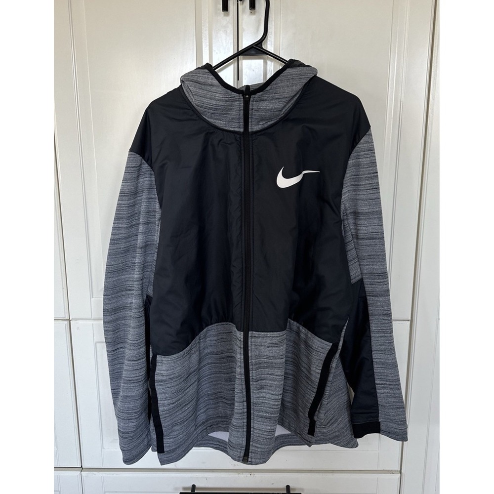 Nike Basketball  Rain Resistant Jacket XXL